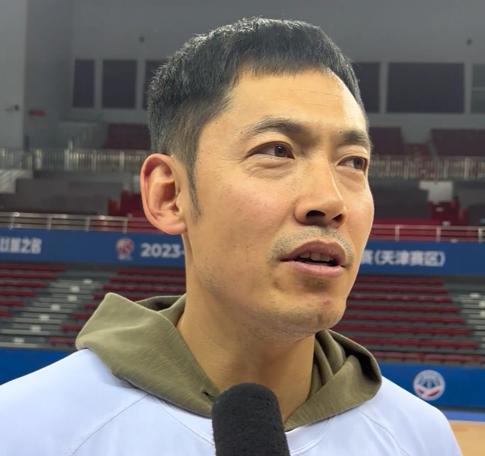 张庆鹏提两天津旧将 喊话北控,闵鹿蕾安抚球员心态|张庆鹏|闵鹿蕾