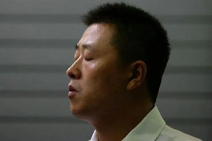 当年喊出“不是你撞的，干嘛去扶”的法官，十七年后，他过得怎样|彭宇|王浩|法官