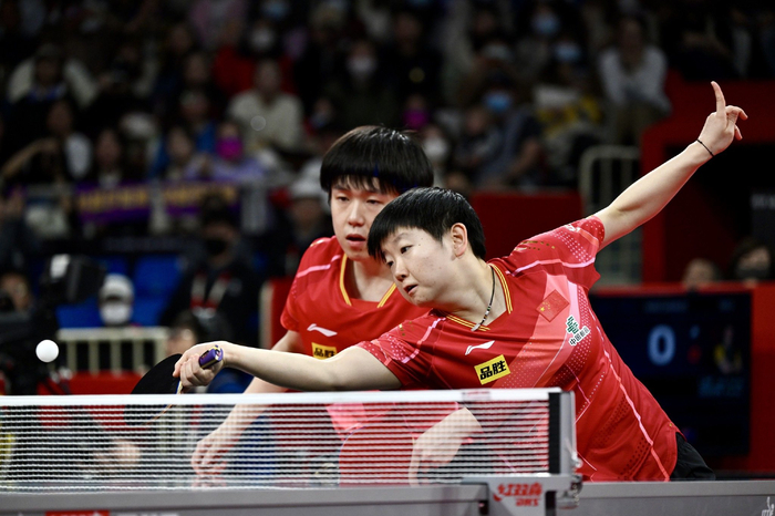 王楚钦/孙颖莎1比2不敌户上隼辅/张本美和。资料图