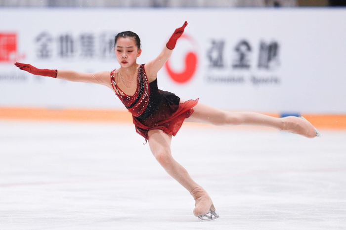 4月13日，王一涵在2022/2023赛季全国花样滑冰冠军赛女子单人滑自由滑比赛中。新华社记者 许雅楠 摄