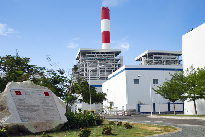 　　这是2021年3月24日在越南平顺省拍摄的越南永新燃煤电厂一期BOT项目厂区。新华社发（南方电网越南永新公司供图）