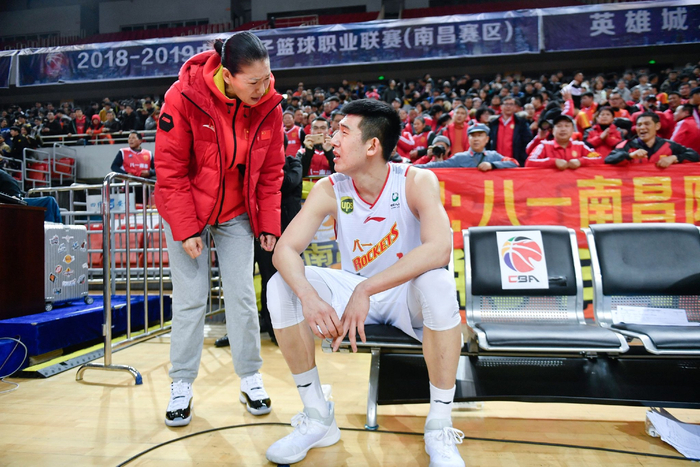 展淑萍是中国男篮国手付豪的母亲。 资料图