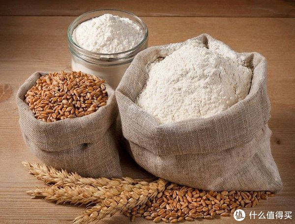 全麦粉和小麦粉的区别是什么?|营养价值|麸皮|口感|纤维|面包_新浪新闻