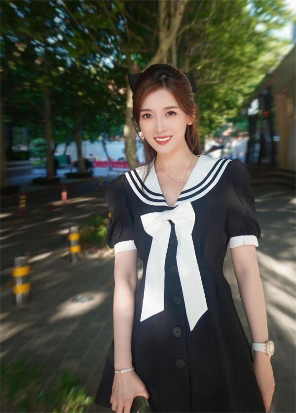 最新青春女神朱梓橦图片个人档案鉴赏自律健身成就完美身材