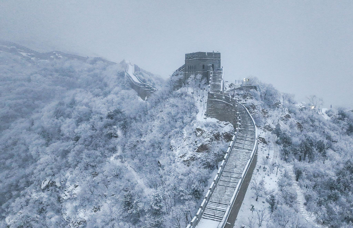 北京的雪中美景有多惊艳?勾勒出一幅美好的冬日画卷连日降雪如诗如画