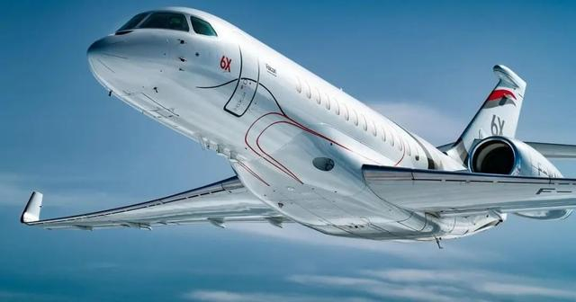 超豪华私人飞机:第一架达索猎鹰6x投入使用,航程超过1万公里|猎鹰