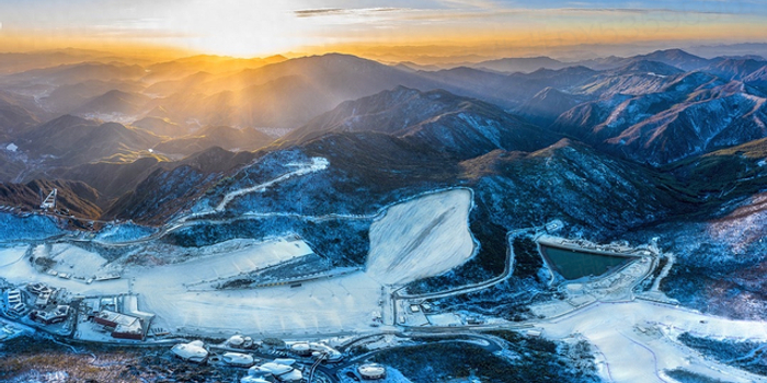 江浙沪开始“家门口寻雪”?浙江“滑雪”美团搜索量增39%,上海、南京、苏州为TOP客源地_手机新浪网