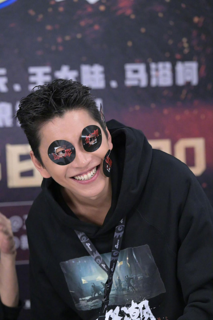 《怒潮》剧组扫楼太会整活啦 王大陆赢了任务荣获"怒气值"贴……|怒潮