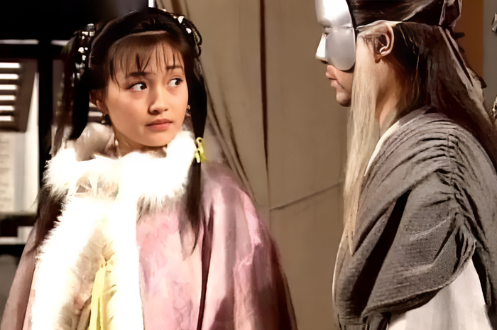 难怪每逢郭襄寿辰灭绝就查弟子的守宫砂你看郭襄当年失身与谁