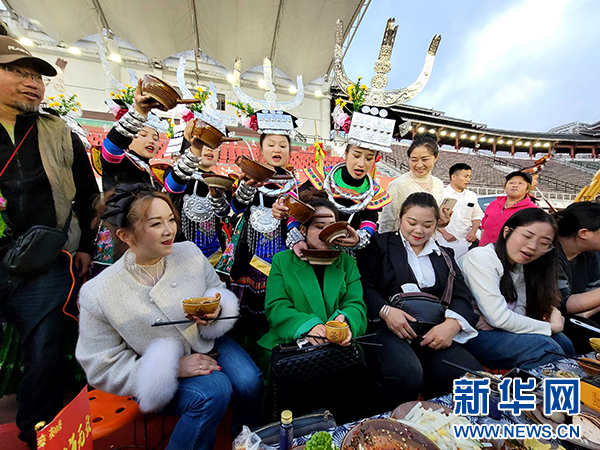 活动现场“高山流水”文化。新华网发（李儒鑫 摄）