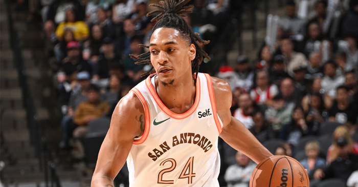 瓦塞尔成伦纳德后马刺队史首人|瓦塞尔|马刺|湖人_新浪新闻