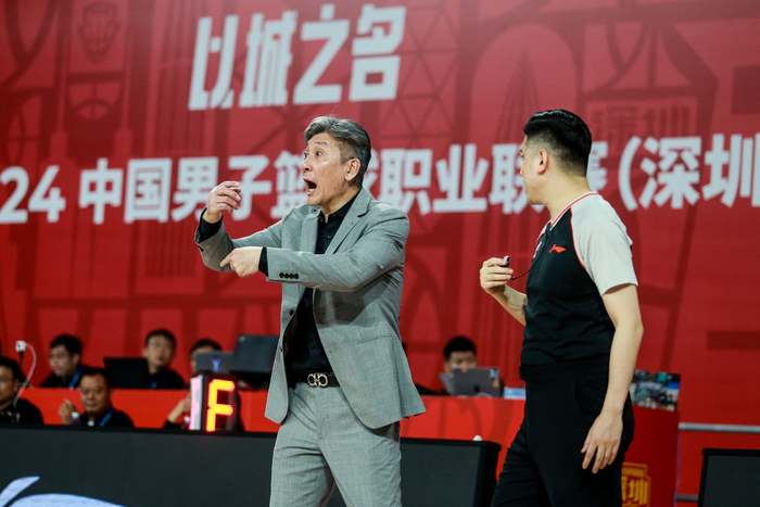 篮球——cba常规赛:深圳马可波罗胜山东高速|深圳马可波罗|篮球|投篮