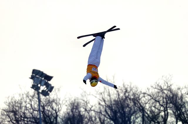 自由式滑雪空中技巧世界盃長春站開賽我國選手收穫1銀1銅