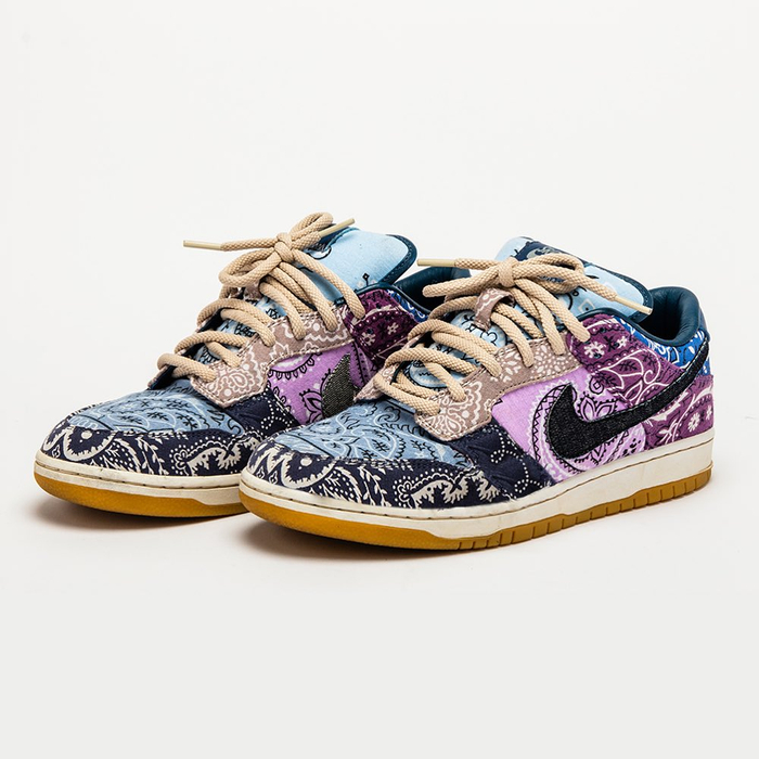 看惯了ts的大地色,突然看到这么多配色,确实让人眼前一亮.