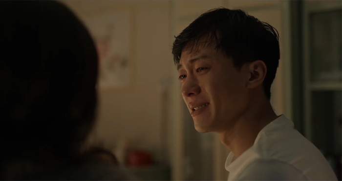 四美与成钢谈离婚。