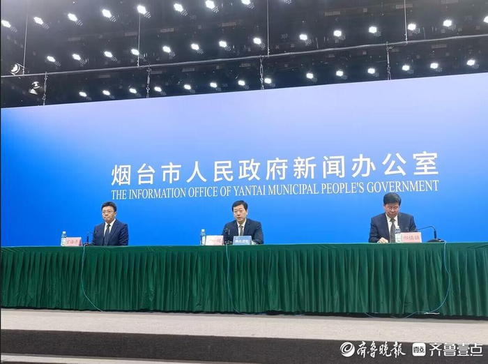 会上,烟台市委常委,副市长沈健介绍了2023年度全市教育重点工作完成