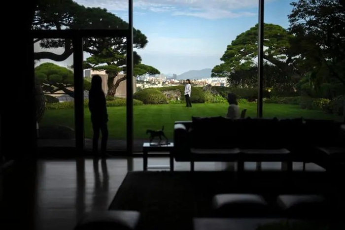 金英植母女在首尔的家中。