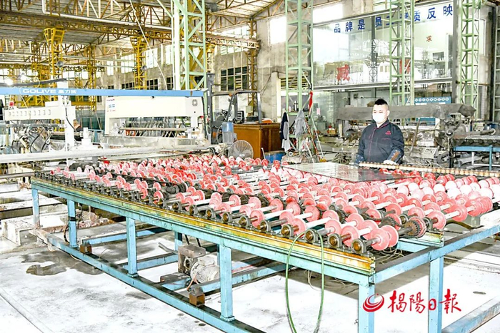 以实体经济为本，本土科技型企业、品质型企业加速涌现，制造业迸发出无限活力，成为我市最有底气的家当。