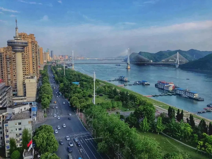 一半山水一半城 图丨舒仁庆 摄