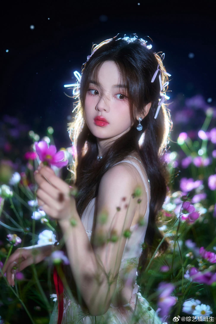 精灵|写真|杨超越_新浪新闻