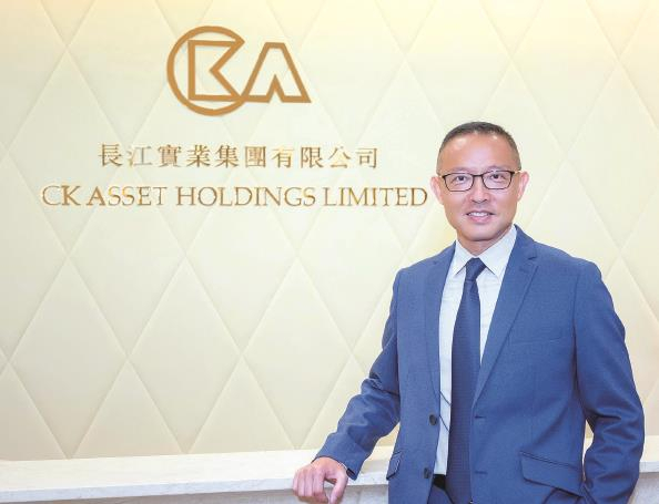             长江实业地产投资有限公司董事郭子威  先生          