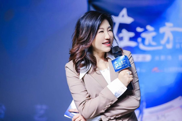 演艺集团供图)北京演艺集团副总经理,音乐剧《在远方》制作人董宁表示