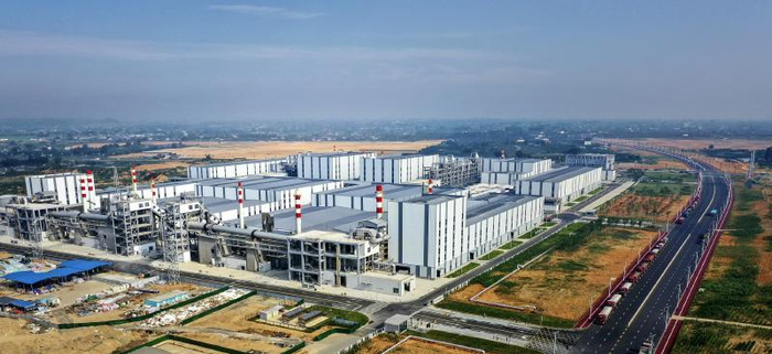 四川万邦胜辉新能源科技有限公司在甘眉园区的示范工厂。受访者供图