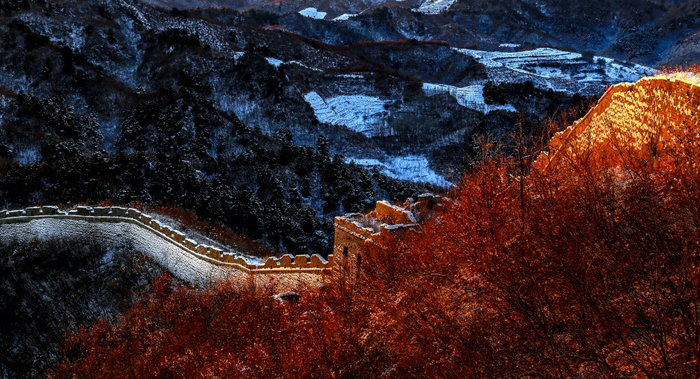 　　雪后的锥子山长城别有一番景象（绥中县委宣传部供图）