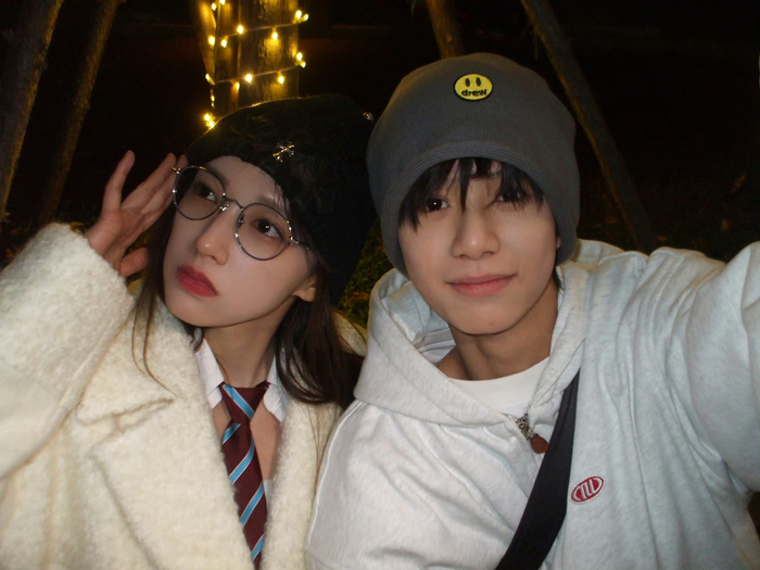 程潇林子烨剧组干饭搭子自拍合照96……|程潇_新浪新闻