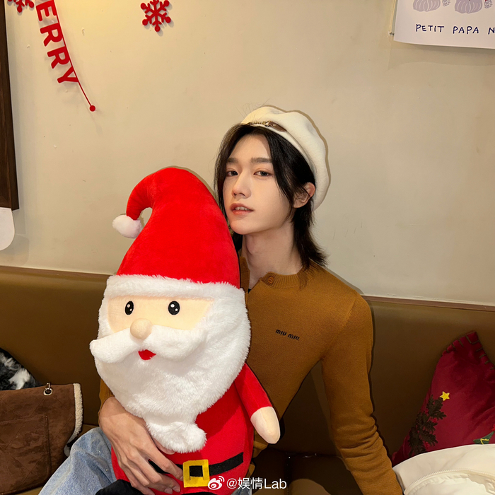 孙滢皓|圣诞快乐_新浪新闻