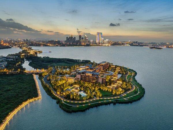 Suzhou Four Seasons Hotel opened a new luxury island vacation experience