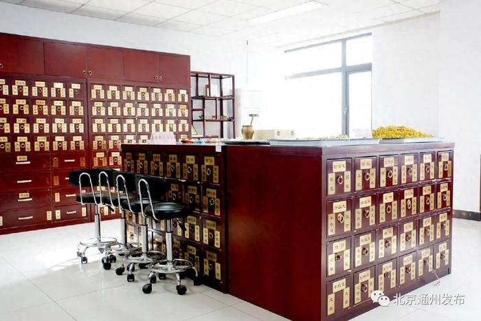       ▲杏林药业中药体验馆     