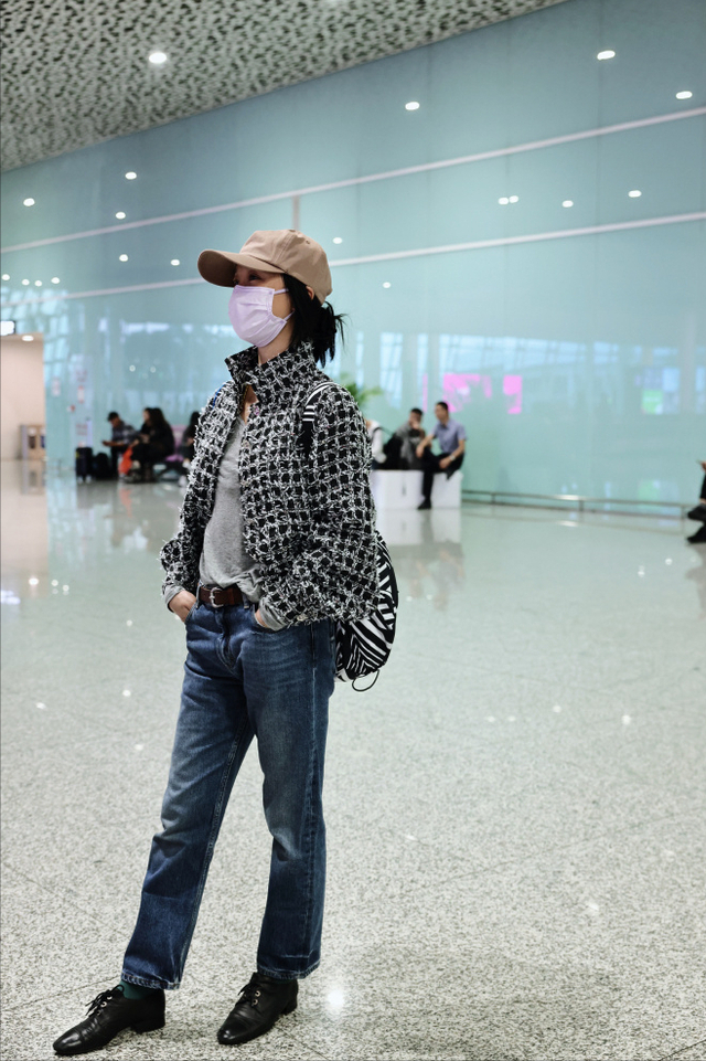 周迅才是熟龄女性的穿衣模板吧6749岁气质真好一般人也能借鉴