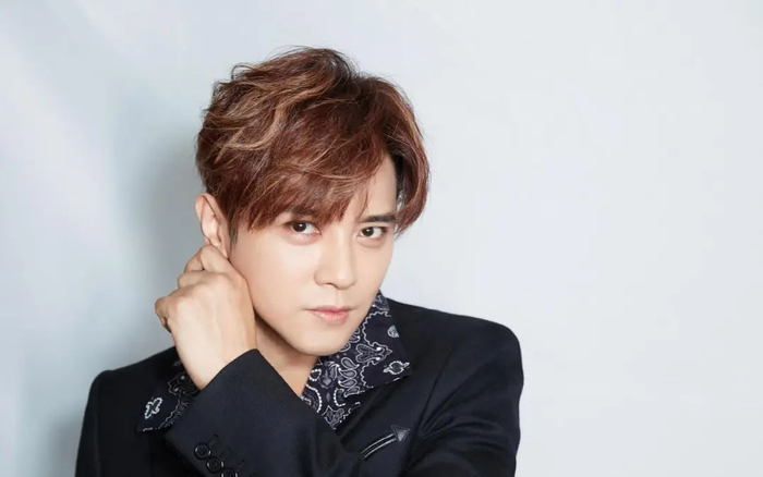 罗志祥与多名女子玩通宵!经纪人紧急回应:他们只是固定朋友