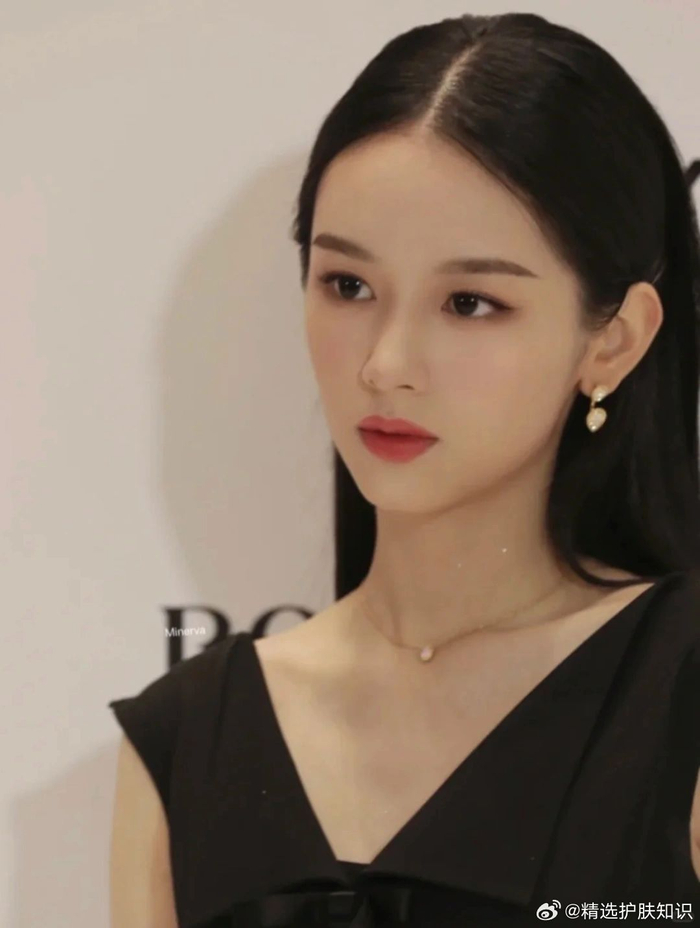 我永远爱95后浓颜小花! 浓颜杀我!|95后|宋祖儿|视觉中心_新浪新闻