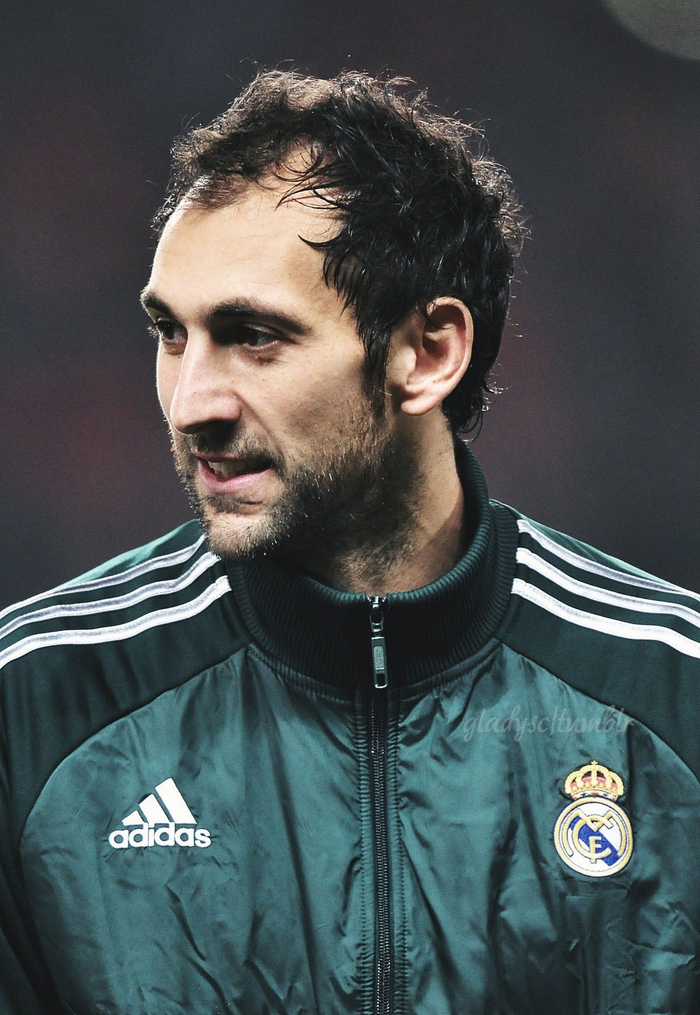 前皇马门将迭戈·洛佩斯退役|洛佩斯|迭戈|皇马_新浪新闻