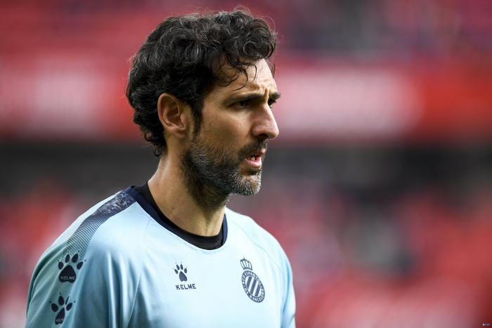 再见章鱼哥99官方:42岁迭戈-洛佩斯退役,曾效力皇马,米兰|迭戈