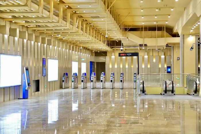 七号线二期长洲站站厅（梁健俊 摄）
