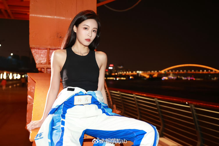 丨孙芮好帅气的赛车服啊姐姐英姿飒爽真是有被狠狠靓到