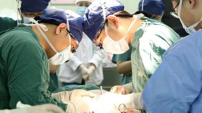 复旦大学附属儿科医院自2022年8月至今，累计开展61例器官移植。 复旦大学附属儿科医院 供图