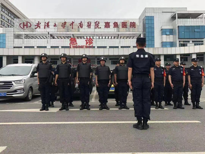 张卫兵推动医院在安保等领域进行改革