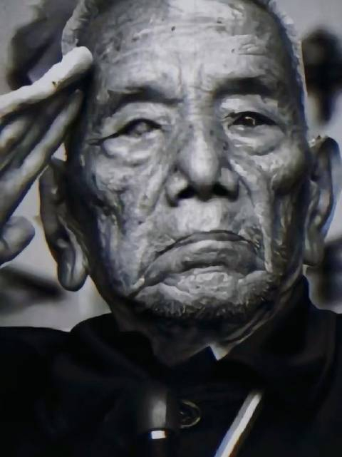 老兵带杀气的眼神,这可是演不出来的,都是真正杀过人的兵王