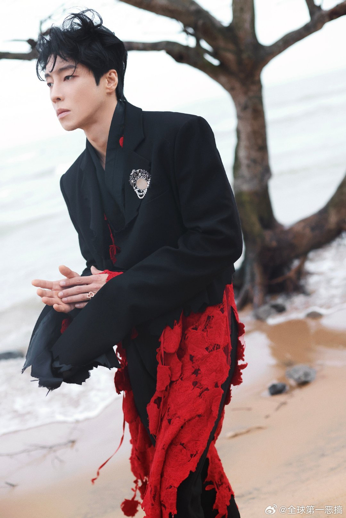实力居然会这么的强,真的很难不爱……|高瀚宇|男团_新浪新闻