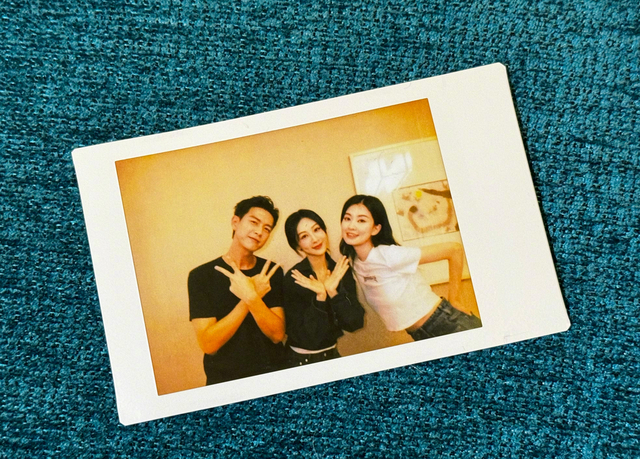 杨紫李现乔欣久违合影,老友cp再营业|李现|乔欣|杨紫_新浪新闻