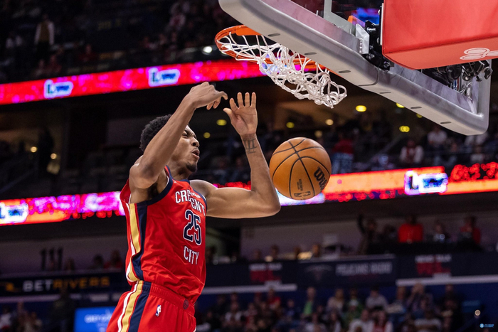 墨菲将因膝盖酸痛缺席今日对阵湖人的比赛|湖人|墨菲|鹈鹕_新浪新闻