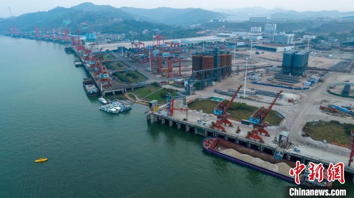 广西梧州赤水港2023年货物吞吐量首破1200万吨