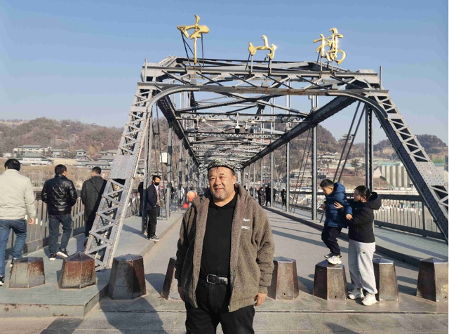 全国道德模范阿里木江·哈力克来兰州了!