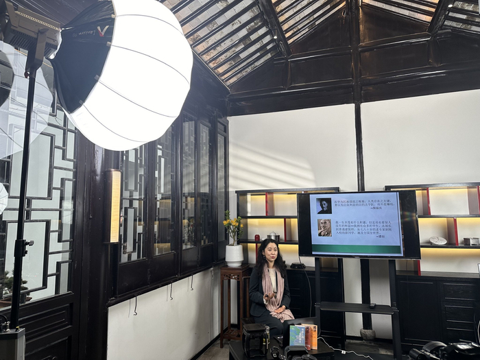 乔争月讲座现场