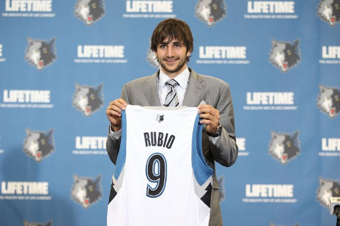 卢比奥2009年被森林狼队选中。