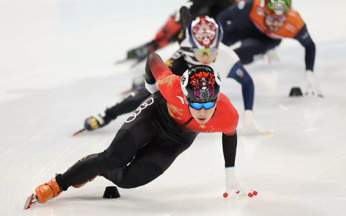 去年12月10日，国际滑联短道世界杯北京站，北京冬奥会冠军任子威上演复出之战。  新京报记者 王飞 摄